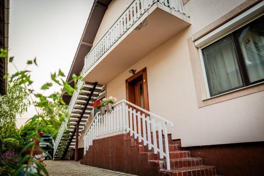 Respect Apartament Heviz Exterior photo